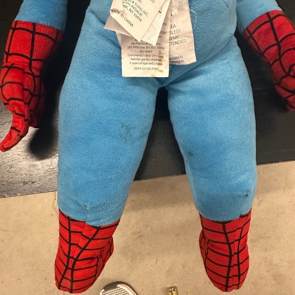 Marvel Spider-Man Plush Doll Huggable Stuffed Toy Red Blue 20 Inch Superhero - Picture 6 of 6